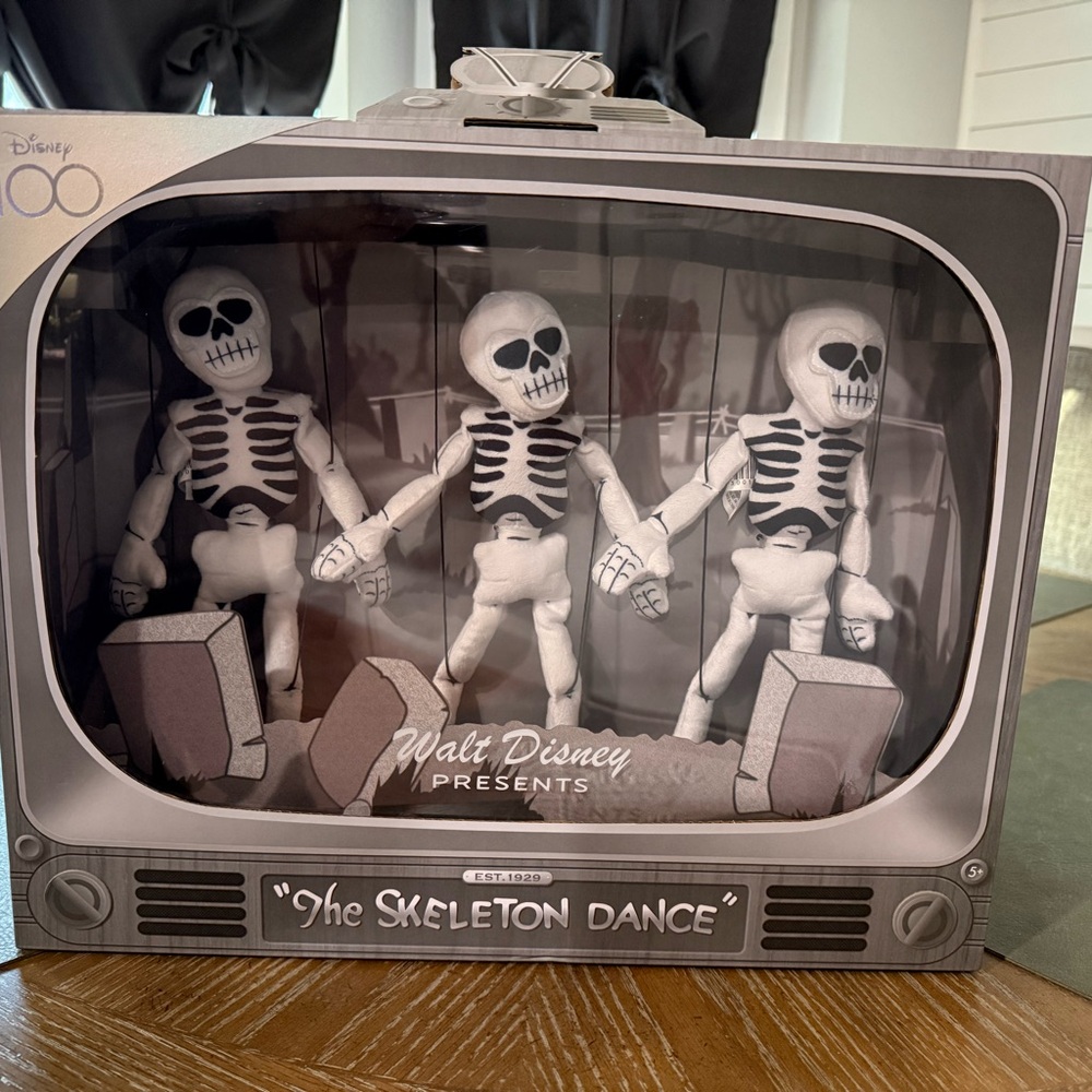 Disney Silly Symphony Skeleton Marionette Dance Art Box